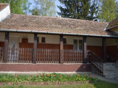 Az óvoda bejárata az udvar felől